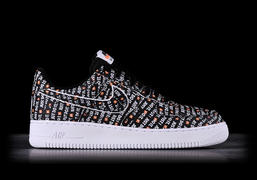 AIR FORCE 1 LOW JUST DO IT PACK BLACK por €522,50 | Basketzone.net