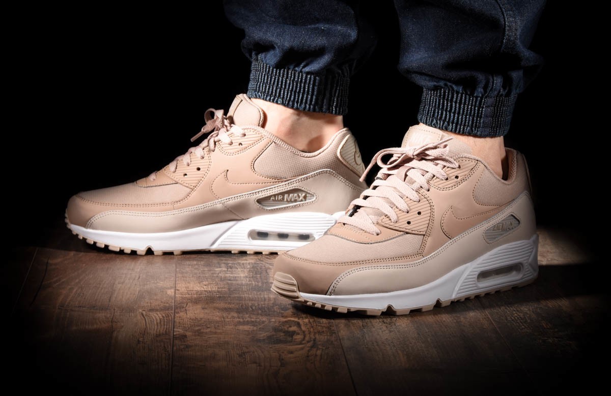 NIKE AIR MAX 90 ESSENTIAL DESERT SAND