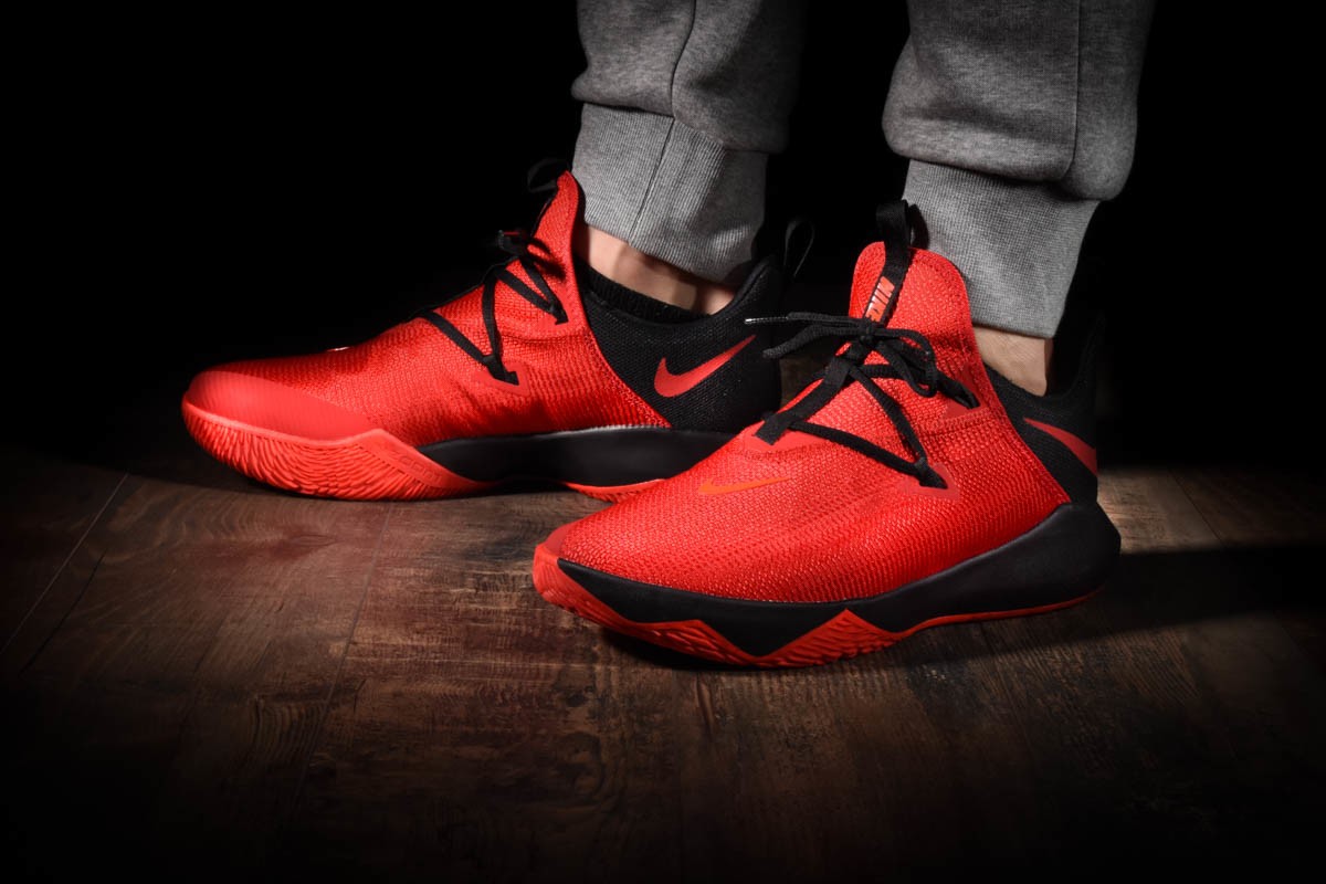 NIKE ZOOM SHIFT 2 BRED